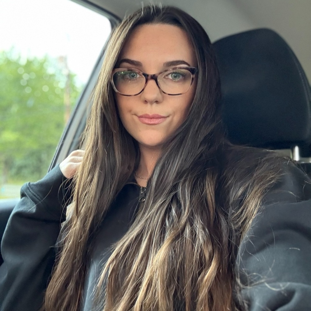 Meet your Posher, Jada